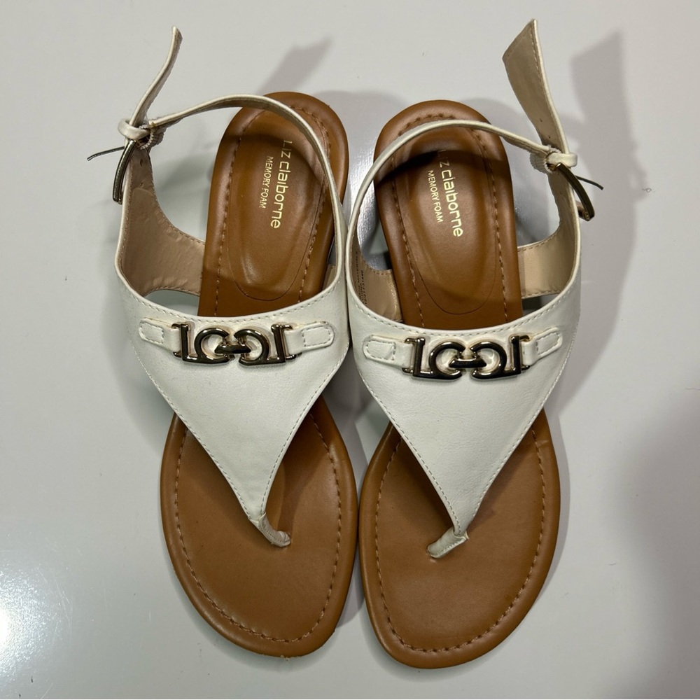 Liz Claiborne Tessa Sandals Shoes Women’s 8.5 White T-Strap Metal Decor Casual - Picture 1 of 10